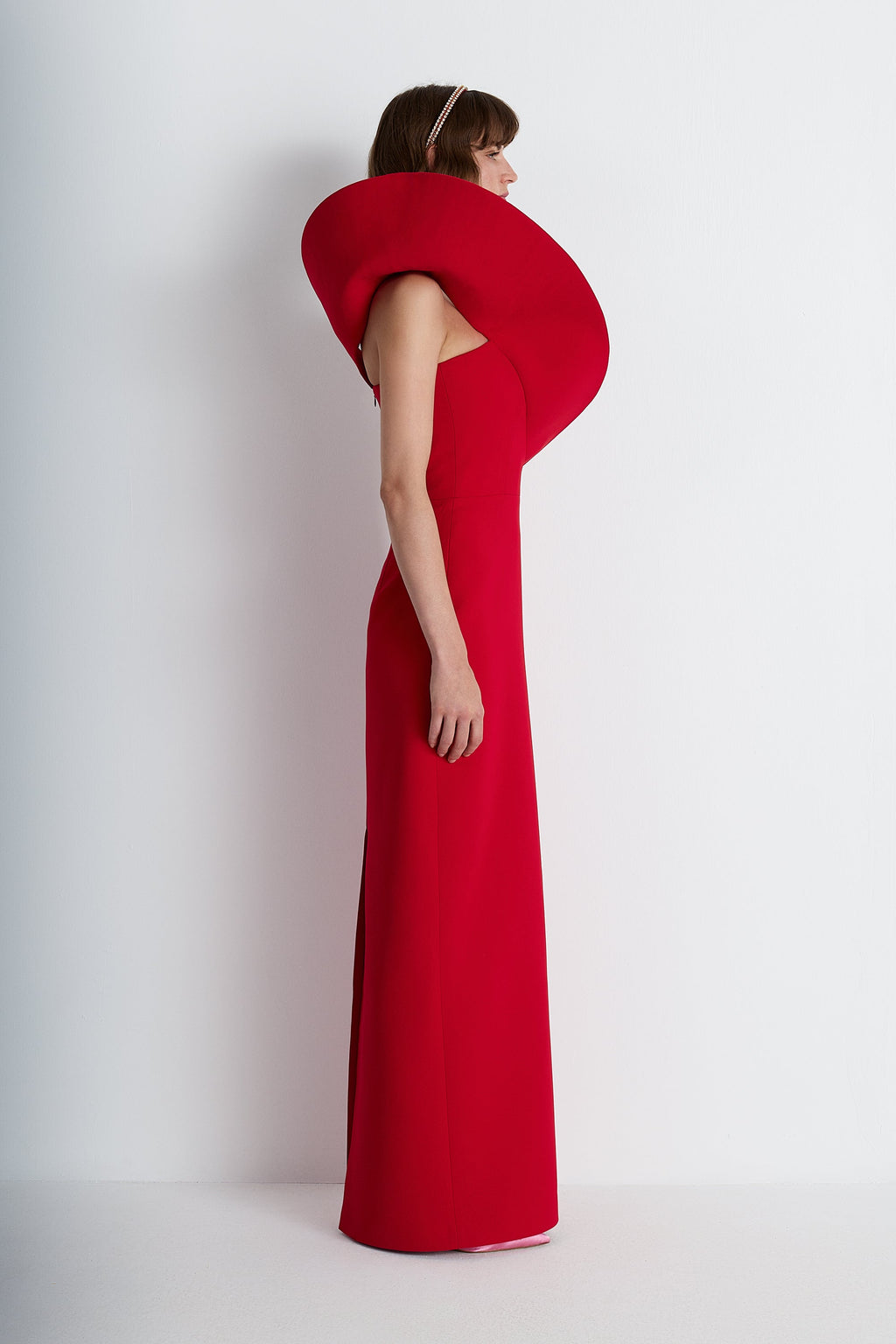 Nean One-Shoulder Sculptural Gown Red